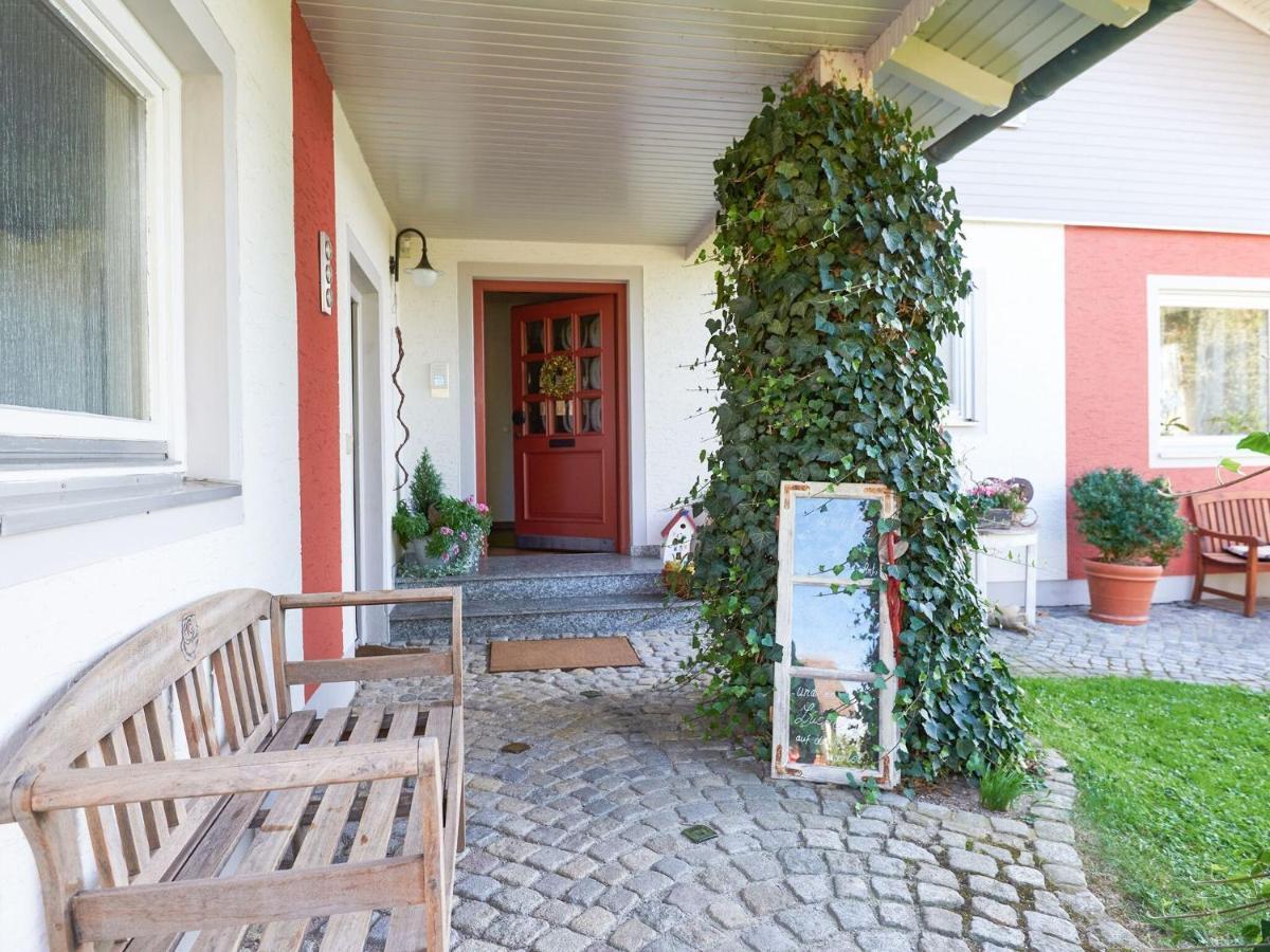Nice Flat With Sauna Covered Terrace Garden And Tree House For Children Zandt Exterior foto
